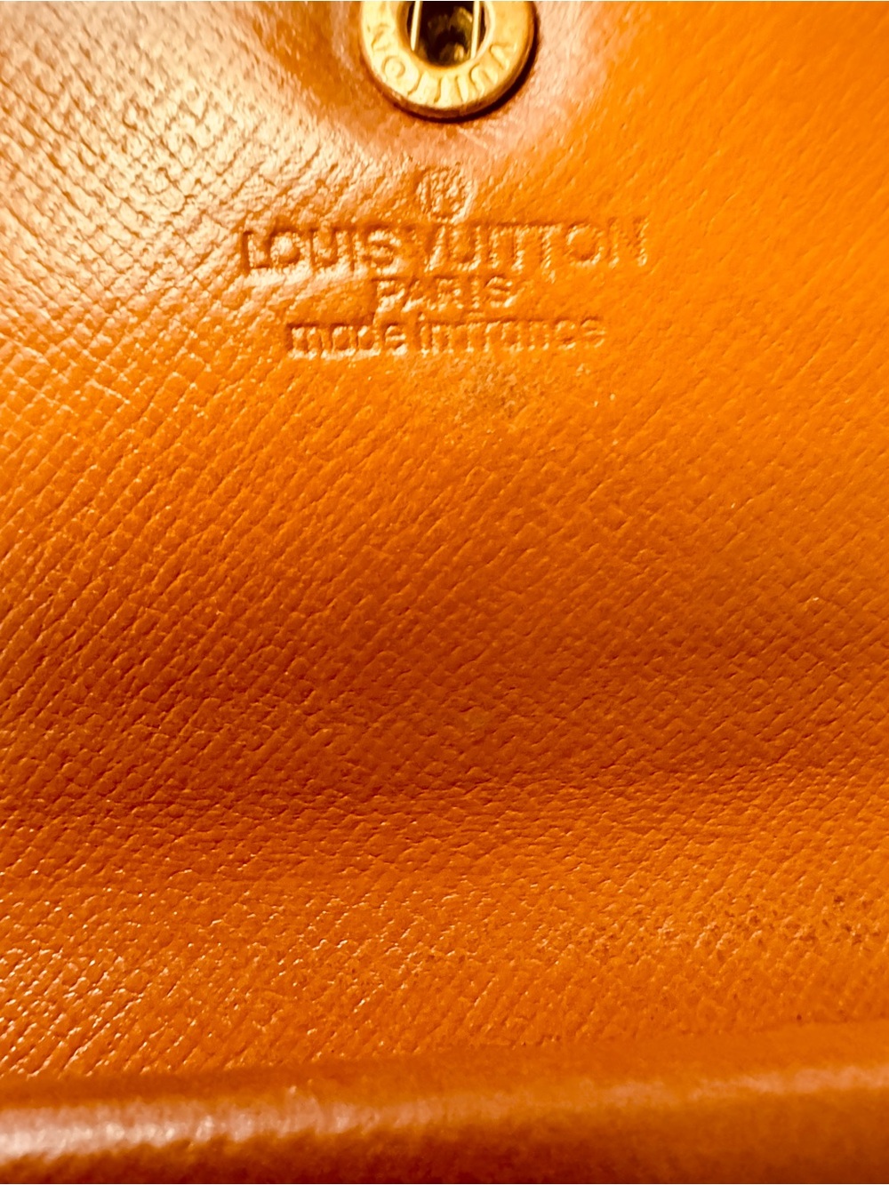Louis Vuitton Monogram Brown trifold Wallet with Chain - Picture 9 of 15